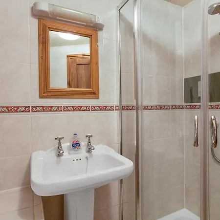 The Coppermines Mountain - Carpenters, Millrace, Pelton Wheel, Sleeps 14 Сasa de vacaciones Coniston