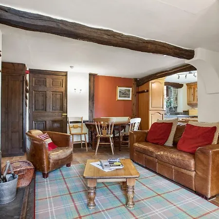 Holiday home The Coppermines Mountain - Carpenters, Millrace, Pelton Wheel, Sleeps 14