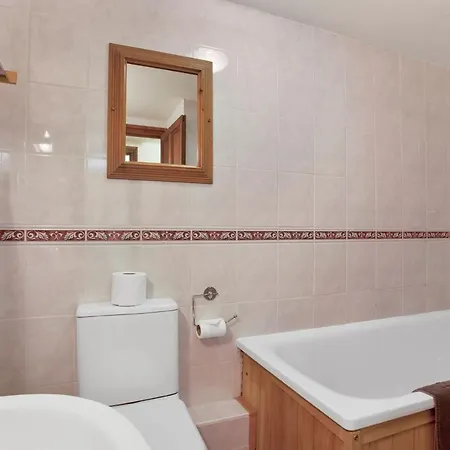 The Coppermines Mountain - Carpenters, Millrace, Pelton Wheel, Sleeps 14 * Coniston