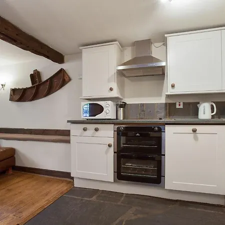 The Coppermines Mountain - Carpenters, Millrace, Pelton Wheel, Sleeps 14 Holiday home