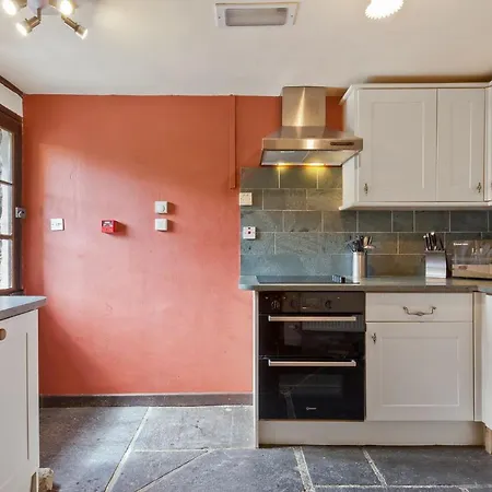 Holiday home The Coppermines Mountain - Carpenters, Millrace, Pelton Wheel, Sleeps 14